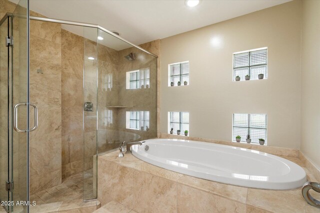 5535 N 13th St, Phoenix, AZ 85014 - full bath featuring a bath and a stall shower