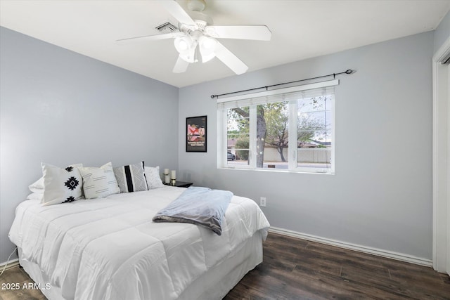 5535 N 13th St, Phoenix, AZ 85014 - bedroom with visible vents, ceiling fan, baseboards, and wood finished floors
