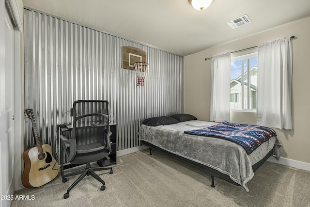 bedroom with carpet