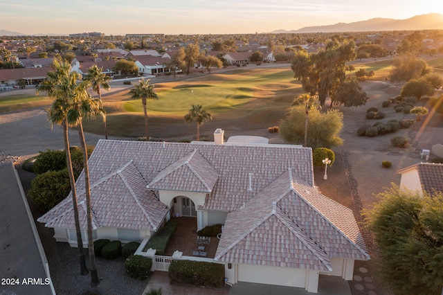 view of aerial view at dusk