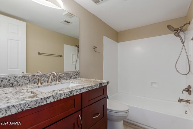 1340 N Recker Rd Unit 131, Mesa, AZ 85205 - full bath with vanity, toilet, shower / washtub combination, and wood finished floors