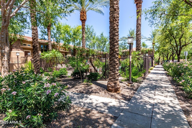5550 N 16th St Unit 166, Phoenix, AZ 85016 - surrounding community