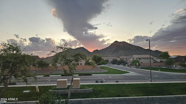 33242 N Jamie Ln, San Tan Valley, AZ 85144 - surrounding community with a mountain view and a yard