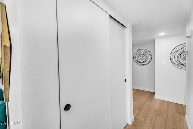 14635 N 37th Pl, Phoenix, AZ 85032 - hallway featuring baseboards, light wood-type flooring, and recessed lighting