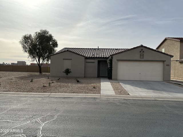 view of front facade featuring a garage