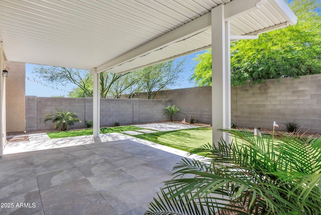 751 W Flintlock Way, Chandler, AZ 85286 - fenced backyard featuring a patio