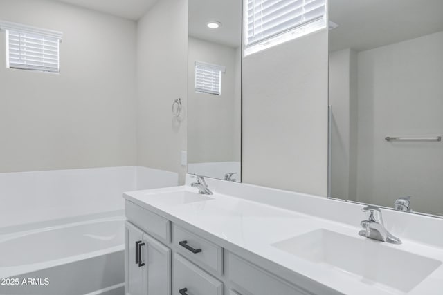 751 W Flintlock Way, Chandler, AZ 85286 - full bath with a garden tub and double vanity