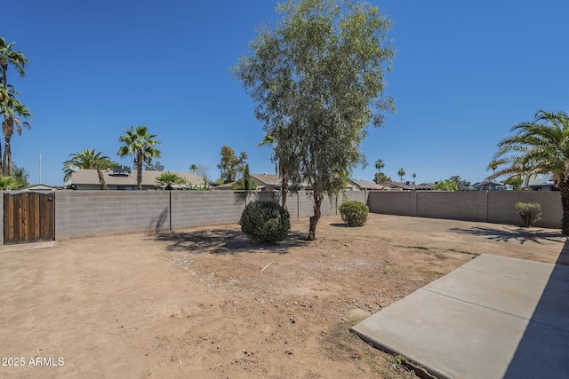 view of fenced backyard