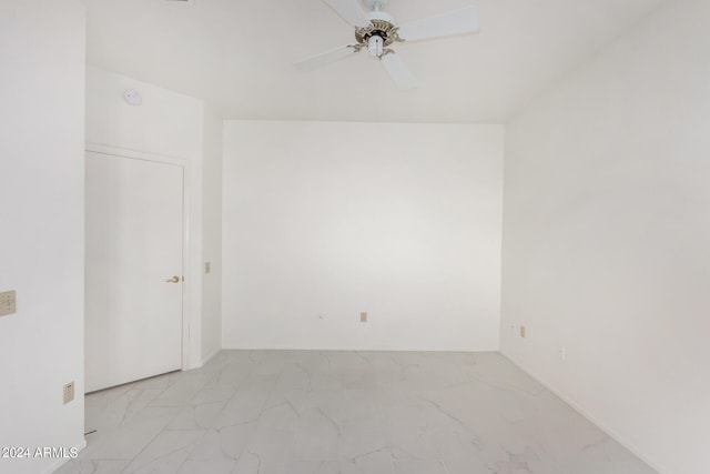 empty room with ceiling fan