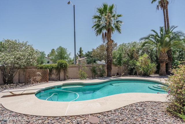 6101 E Beck Ln, Scottsdale, AZ 85254 - view of swimming pool with a fenced backyard