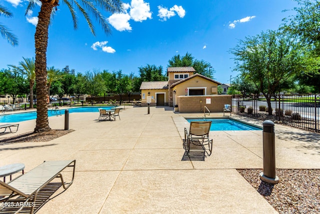 4495 E Woodside Way, Gilbert, AZ 85297 - community pool featuring fence and a patio area