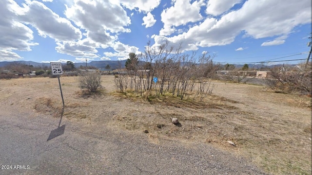 Listing photo 2 for 1317 E Mingus Ave Unit 1, Cottonwood AZ 86326