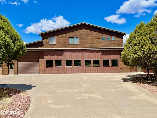 2335 Voyager Cir, Overgaard, AZ 85933 - view of front of property