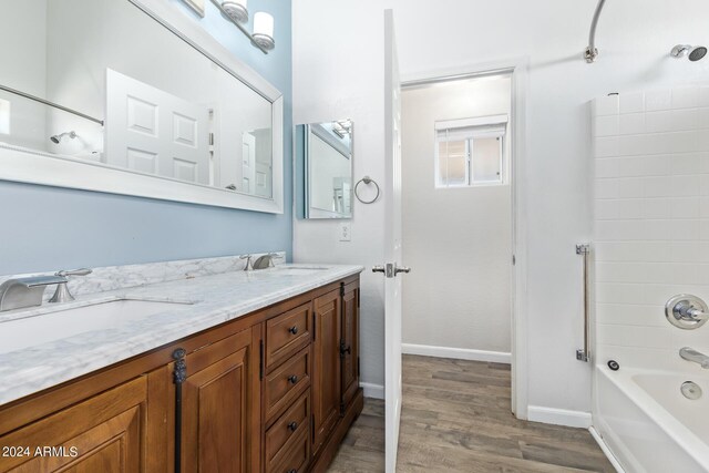 spacious closet with wood-type flooring