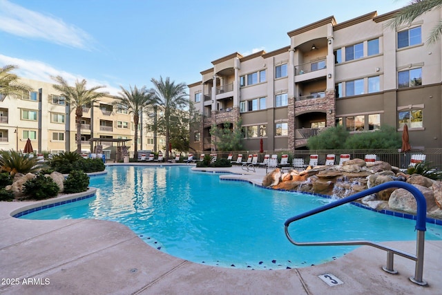 5450 E Deer Valley Dr Unit 4015, Phoenix, AZ 85054 - community pool featuring fence