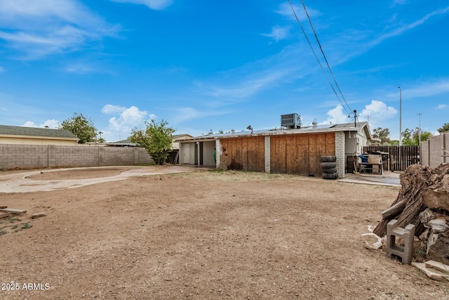 299 N Comanche Dr, Chandler, AZ 85224