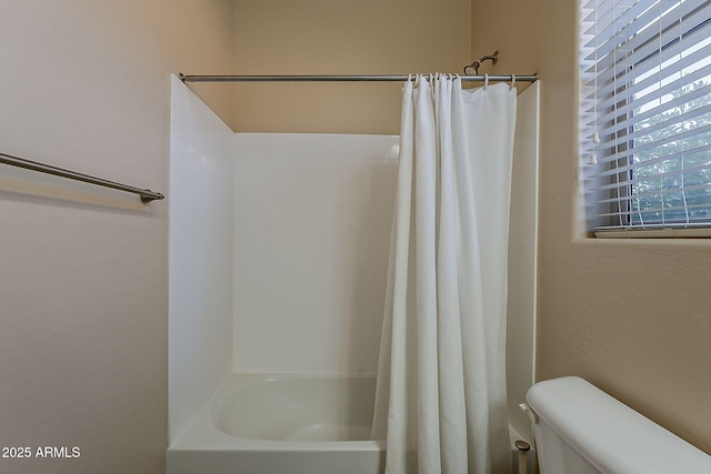 3925 E Elmwood St, Mesa, AZ 85205 - bathroom with shower / bath combination with curtain and toilet