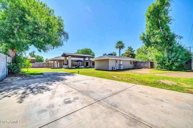1208 E Tuckey Ln, Phoenix, AZ 85014 - view of front of house