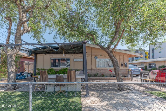 2017 E Lemon St, Tempe, AZ 85281 - view of front facade with a patio area