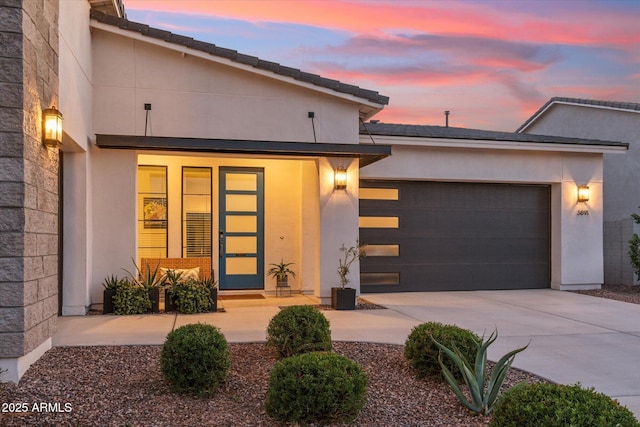 view of front of house featuring a garage