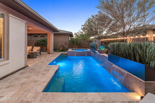 13186 W Via Dona Rd, Peoria, AZ 85383 - view of pool featuring an in-ground hot tub, a patio area, and a fenced backyard