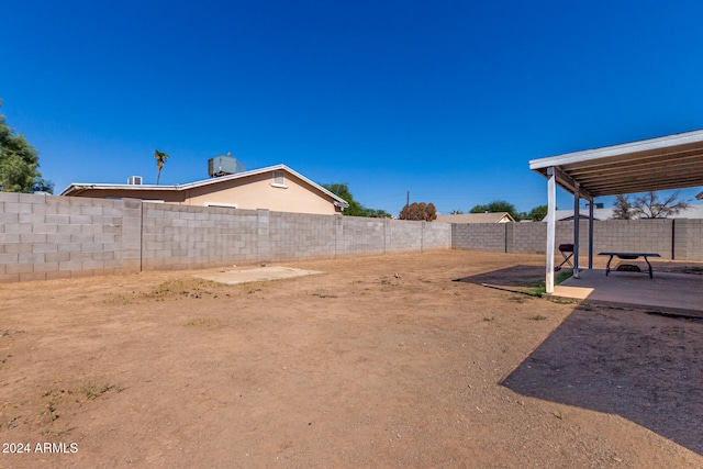 view of yard featuring central AC unit