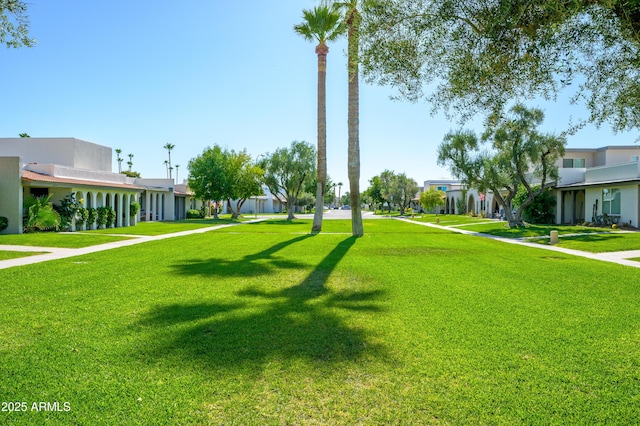8341 E Keim Dr, Scottsdale, AZ 85250 - view of community featuring a lawn