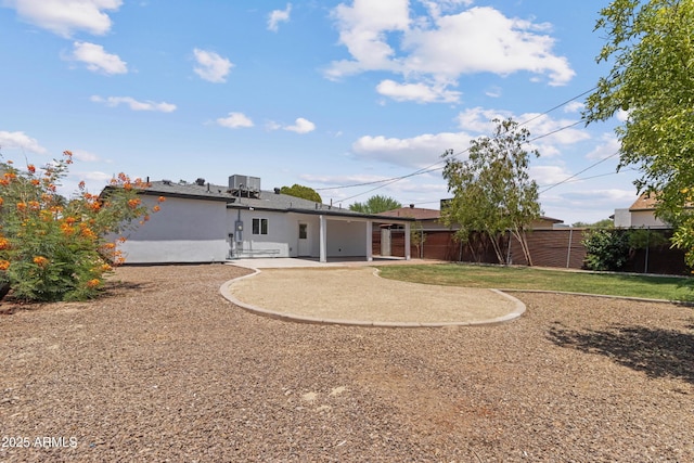 1367 E Mitchell Dr, Phoenix, AZ 85014 - rear view of house with a patio area and stucco siding