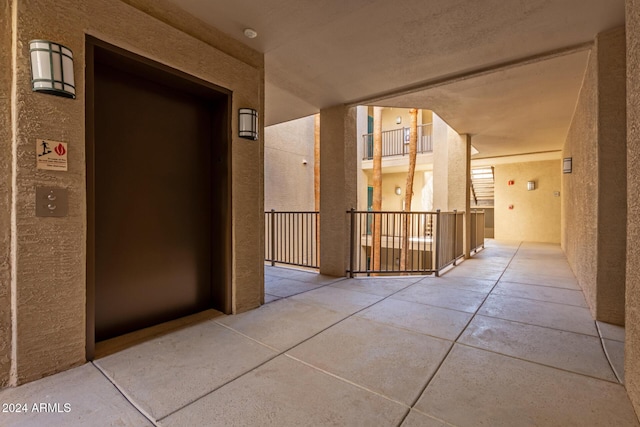 14950 W Mountain View Blvd Unit 4205, Surprise, AZ 85374 - corridor with elevator