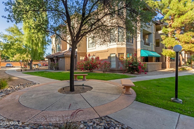 14950 W Mountain View Blvd Unit 4205, Surprise, AZ 85374 - view of property's community with a lawn