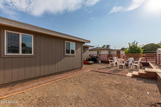 view of yard with a patio area