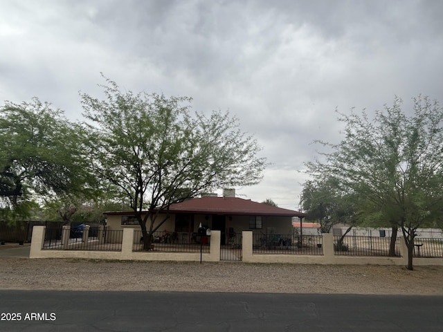 3021 E Saint John Rd, Phoenix, AZ 85032 - view of front of property featuring stucco siding and a fenced front yard