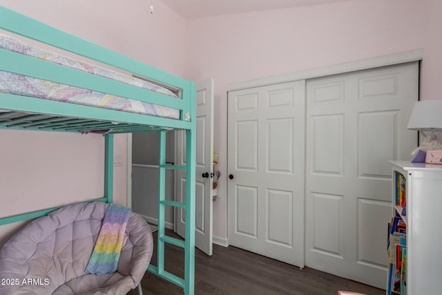 1600 N Saba St Unit 143, Chandler, AZ 85225 - bedroom with dark wood-type flooring and a closet