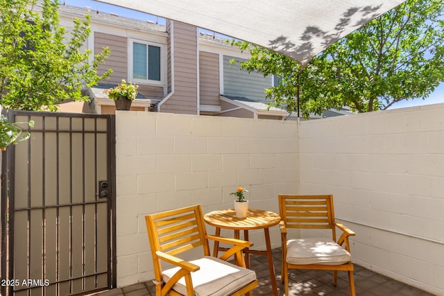 1600 N Saba St Unit 143, Chandler, AZ 85225 - view of patio / terrace with fence