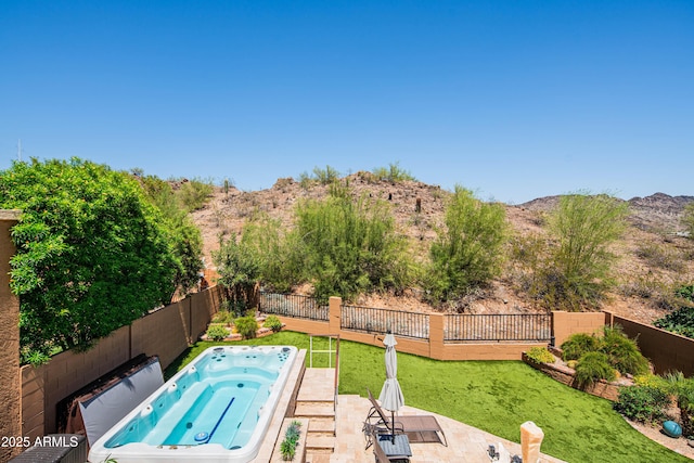 11025 N 10th St, Phoenix, AZ 85020 - view of pool featuring an outdoor hot tub, a fenced backyard, a mountain view, and a patio area