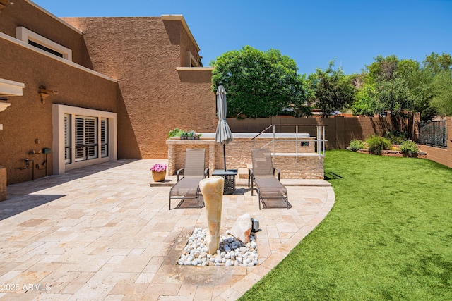 11025 N 10th St, Phoenix, AZ 85020 - fenced backyard featuring a patio