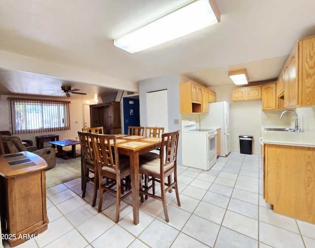4950 Raffaele Dr, Sierra Vista, AZ 85635 - dining room featuring light tile patterned floors and ceiling fan
