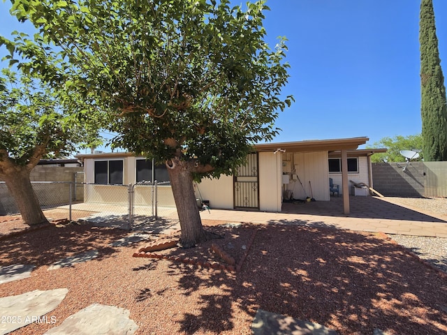 4950 Raffaele Dr, Sierra Vista, AZ 85635 - back of house with a patio