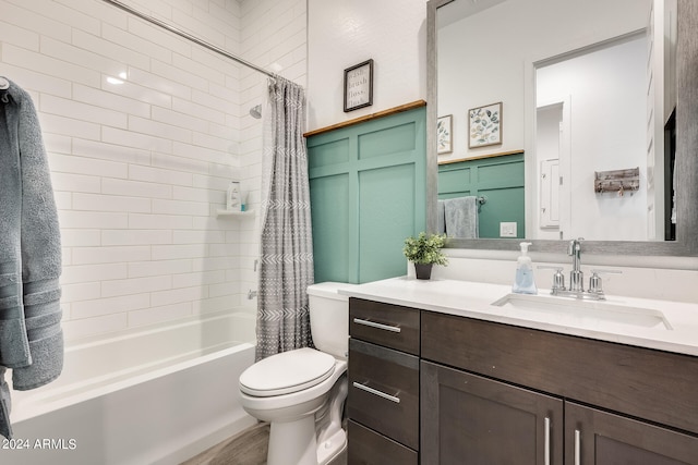 full bathroom featuring vanity, toilet, and shower / bath combo