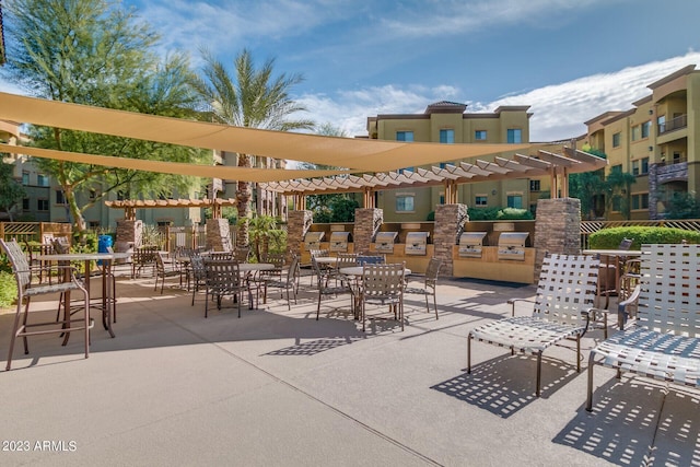 view of patio / terrace featuring an outdoor kitchen