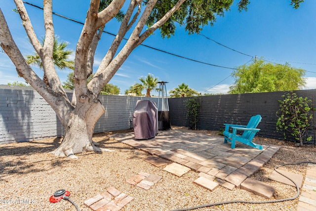 1814 W Thomas Rd, Phoenix, AZ 85015 - fenced backyard with a patio