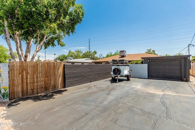 1814 W Thomas Rd, Phoenix, AZ 85015 - view of patio featuring a detached garage