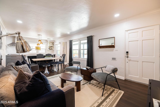 546 W Cambridge Ave, Phoenix, AZ 85003 - living area with dark wood-style floors, crown molding, baseboards, and recessed lighting