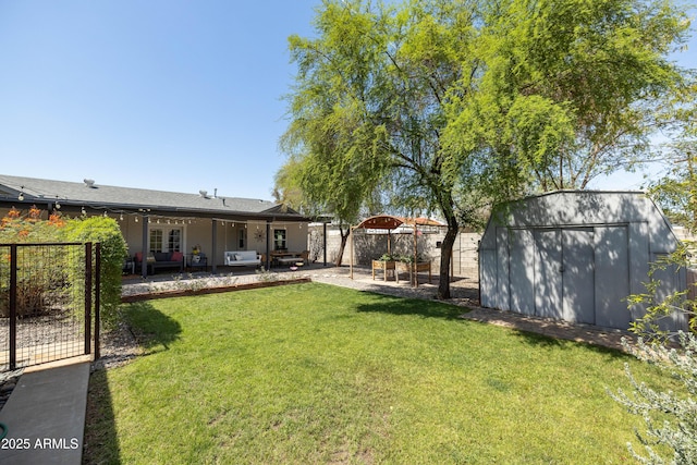 546 W Cambridge Ave, Phoenix, AZ 85003 - view of yard featuring a patio area and french doors