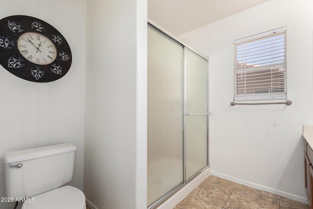 626 W Catclaw St, Gilbert, AZ 85233 - full bath featuring vanity, baseboards, a stall shower, and toilet