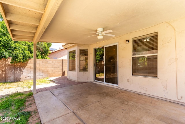626 W Catclaw St, Gilbert, AZ 85233 - view of patio featuring ceiling fan and fence