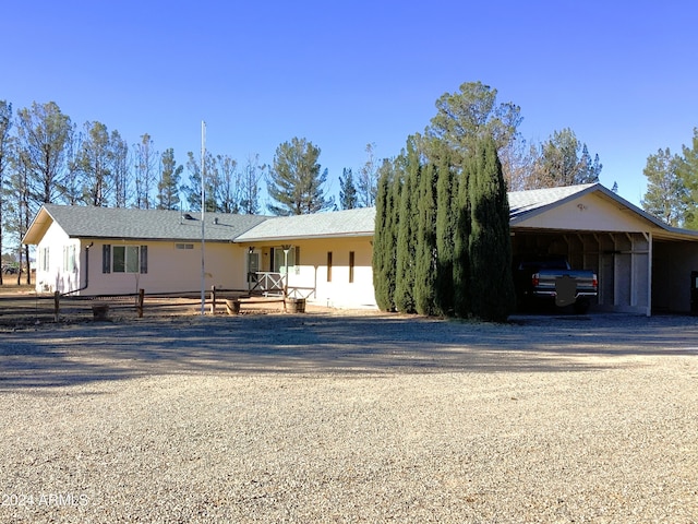 view of front of property