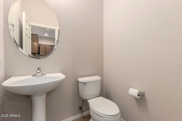 42424 N Gavilan Peak Pkwy Unit 57104, Anthem, AZ 85086 - bathroom with toilet and a sink