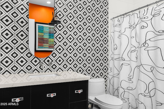 11649 N Miller Rd, Scottsdale, AZ 85260 - bathroom with a shower with shower curtain, toilet, and vanity