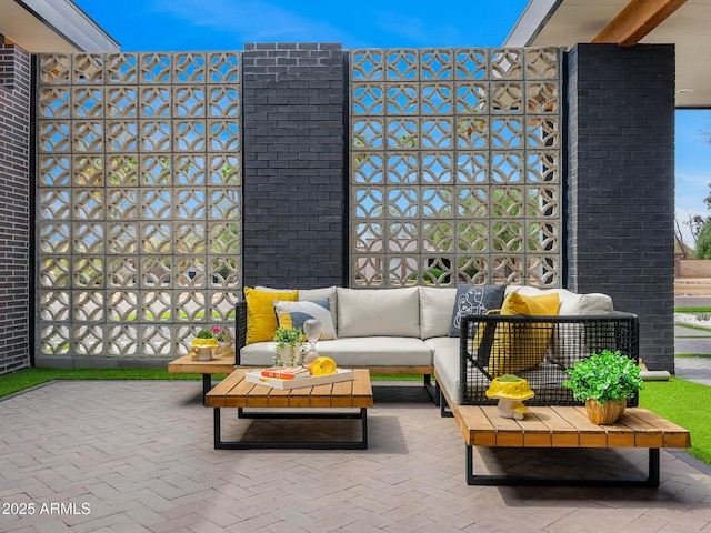 11649 N Miller Rd, Scottsdale, AZ 85260 - view of patio featuring an outdoor hangout area